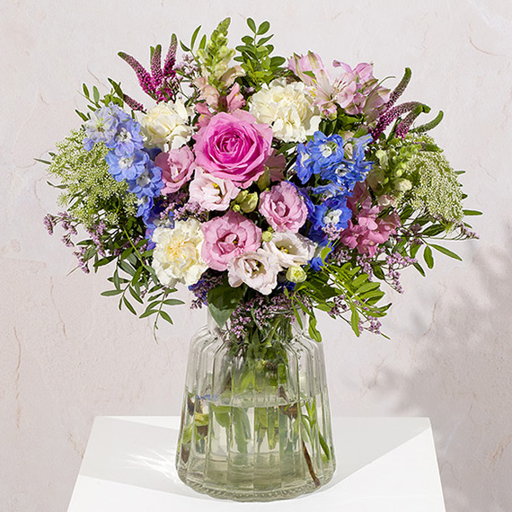 Aquarium Planted Tree - Luxe Hand Tied Monthly Flower Gift